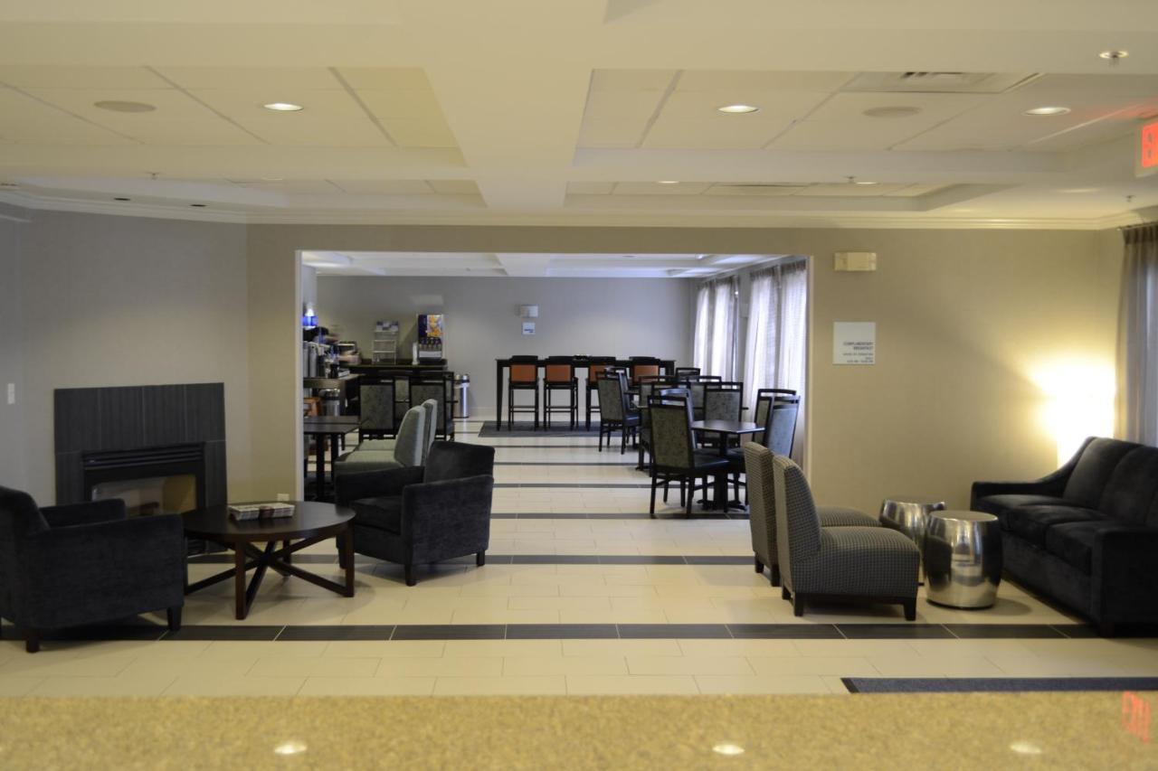 Holiday Inn Express Hotels Biddeford By Ihg Eksteriør bilde