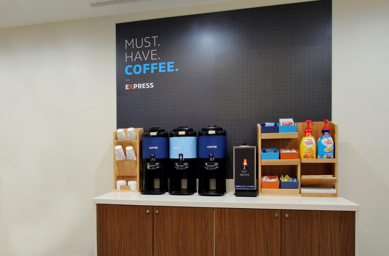 Holiday Inn Express Hotels Biddeford By Ihg Eksteriør bilde